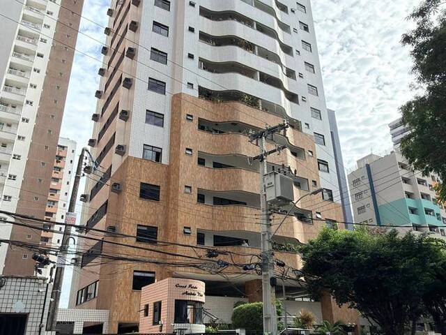 #2 - Apartamento para Venda em Fortaleza - CE